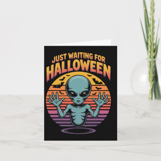 Tarjeta Esperando A Halloween Alien Vibes (Anverso)