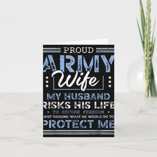 Tarjeta Esposa orgullosa del ejército marido asegurando la (Anverso)