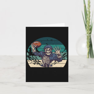 Tarjeta Esqueleto de Halloween retro de fútbol americano