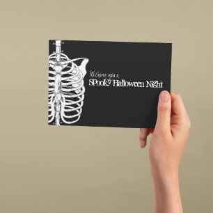 Tarjeta Esqueleto espeluznante Halloween blanco y negro