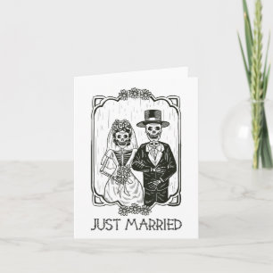 Tarjeta Esqueletos de Halloween Novia y Groom acaban de ca