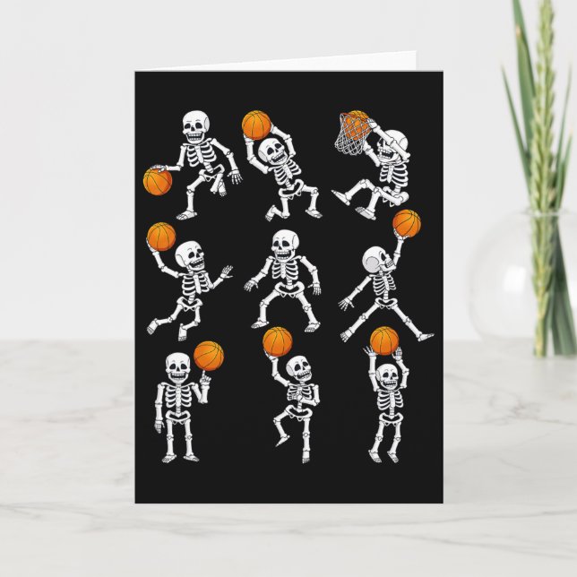 Tarjeta Esqueletos del Sketll de Halloween Dunking Dribble (Anverso)