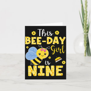 Tarjeta Esta chica del día de la abeja tiene 9 años cumple