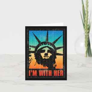 Tarjeta Estoy con su afiche de la Estatua de la Libertad