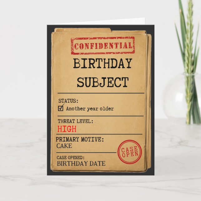Tarjeta Expediente del caso: Cumpleaños divertido con tema (Anverso)