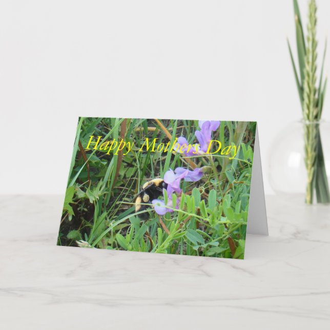 Tarjeta F2 Bee sobre flores silvestres moradas (Anverso)