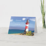 Tarjeta Faro costero de cumpleaños de Grandson<br><div class="desc">Celebra el día especial de tu amado nieto con esta encantadora tarjeta de saludo acuático. Decorada con una escena costera,  las olas vibrantes acarician suavemente la playa de arena,  mientras que un cautivador faro rojo y blanco se alza frente al cielo. Háganle saber que su luz brilla con fuerza.</div>