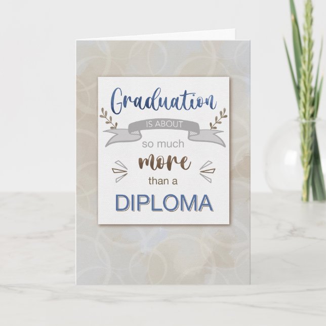 Tarjeta Felicidades La graduación es más que el Diploma (Anverso)