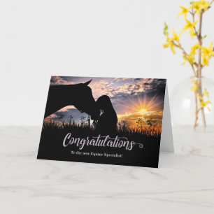 Tarjeta Felicitación de graduada en equitación y caballo
