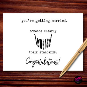 Tarjeta Felicitaciones divertidas de boda por rebajar los