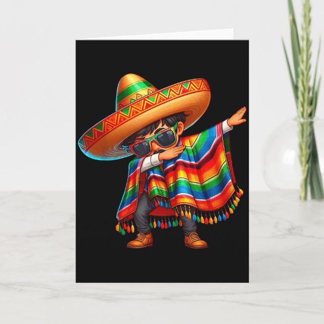 Tarjeta Feliz cinco de mayo dabbing chico hombre mexicano (Anverso)