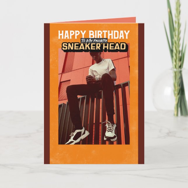 Tarjeta Feliz Cumpleaños A Mi Cabeza De Sneaker Favorita (Anverso)