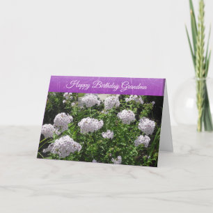 Tarjeta Feliz cumpleaños, abuela Flores blancas y moradas