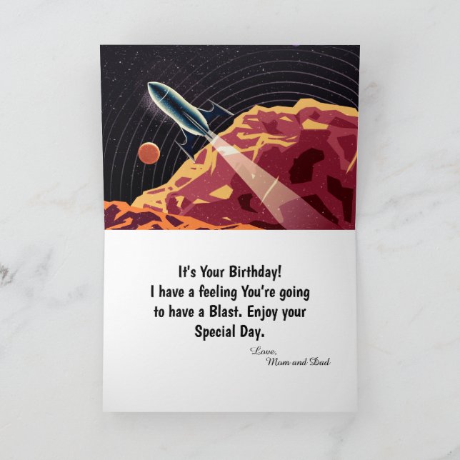 Tarjeta Feliz cumpleaños al universo del cohete espacial (Interior)