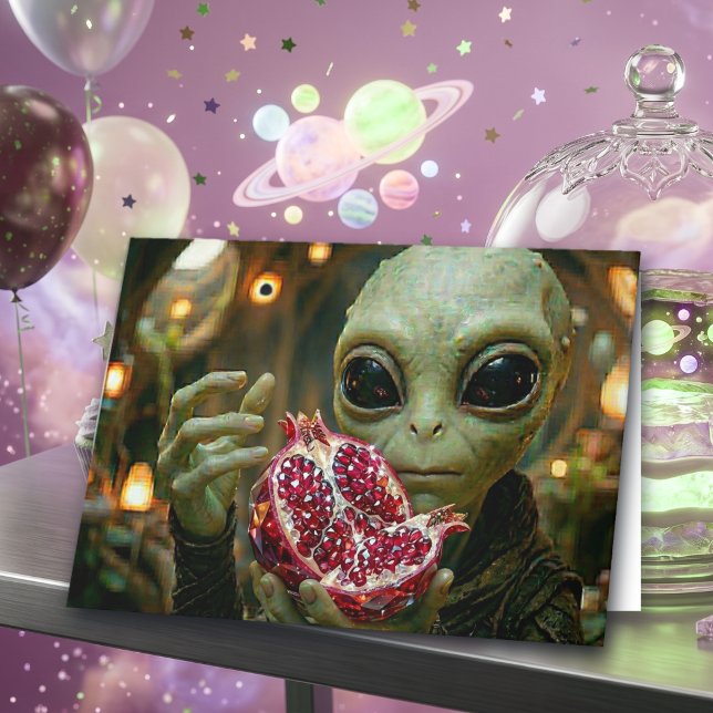 Tarjeta Feliz Cumpleaños  |  Alien y Granada Fuera de este (Subido por el creador)