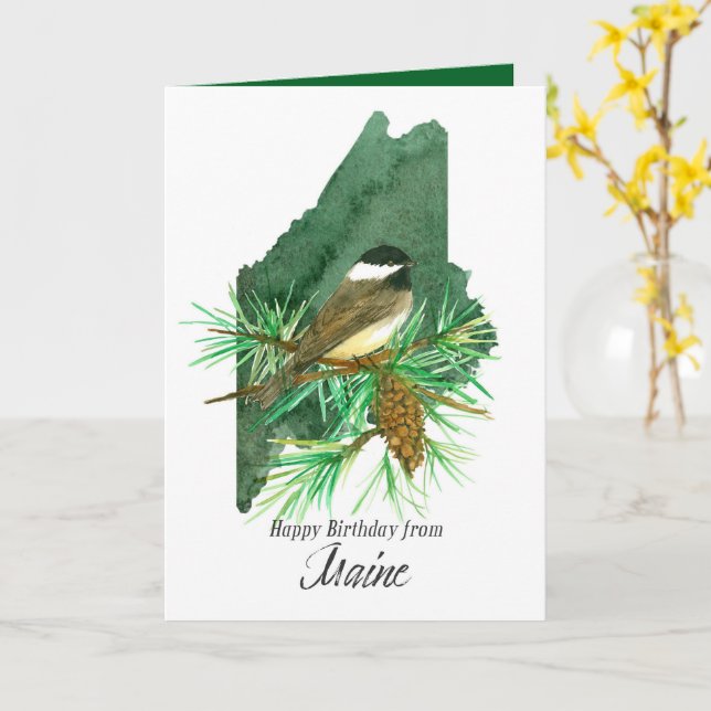 Tarjeta Feliz cumpleaños desde Maine Chickadee Pinecone (flor amarilla)