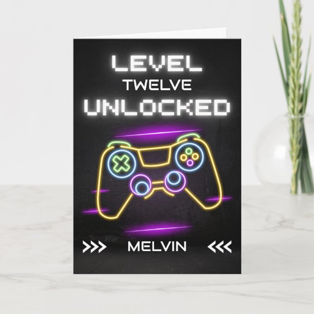 Tarjeta Feliz Cumpleaños Gamer con Consola (Anverso)