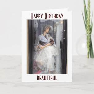 TARJETA FELIZ CUMPLEAÑOS HERMOSO ( MANNEQUIN/MODEL DICE)
