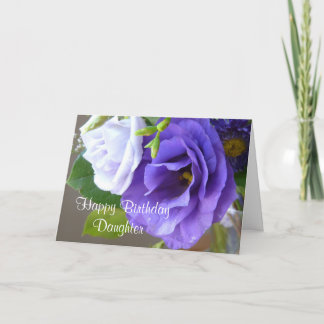 Tarjeta Feliz cumpleaños, hija/flores moradas