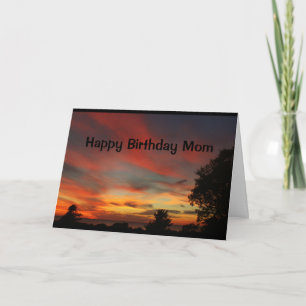 Tarjeta Feliz cumpleaños mamá - ¡Te amo más!