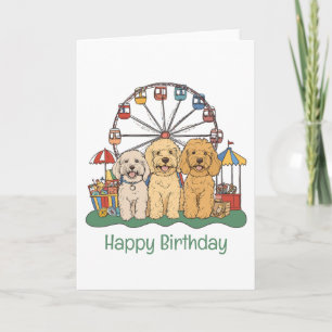 Tarjeta Feliz cumpleaños, perros dordendoodle en un carnav