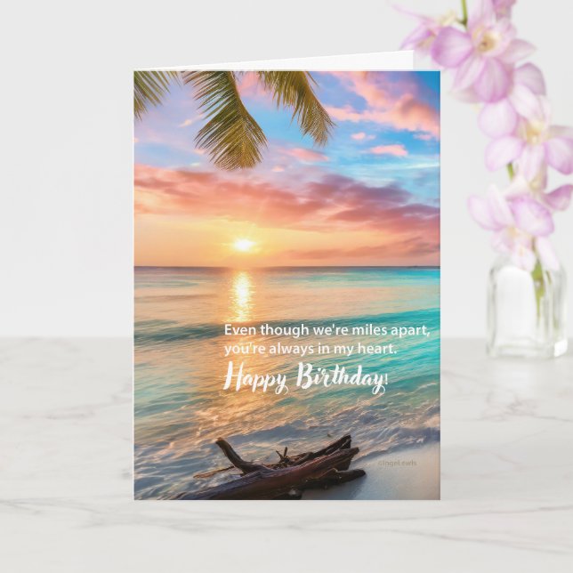Tarjeta Feliz cumpleaños, playa, kilómetros separados, her (Orquídea)