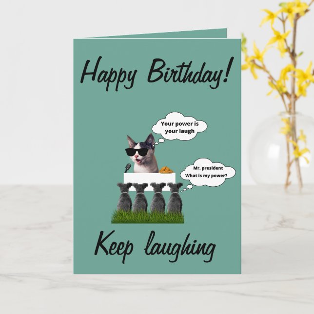 Tarjeta Feliz cumpleaños riéndose de gato (flor amarilla)