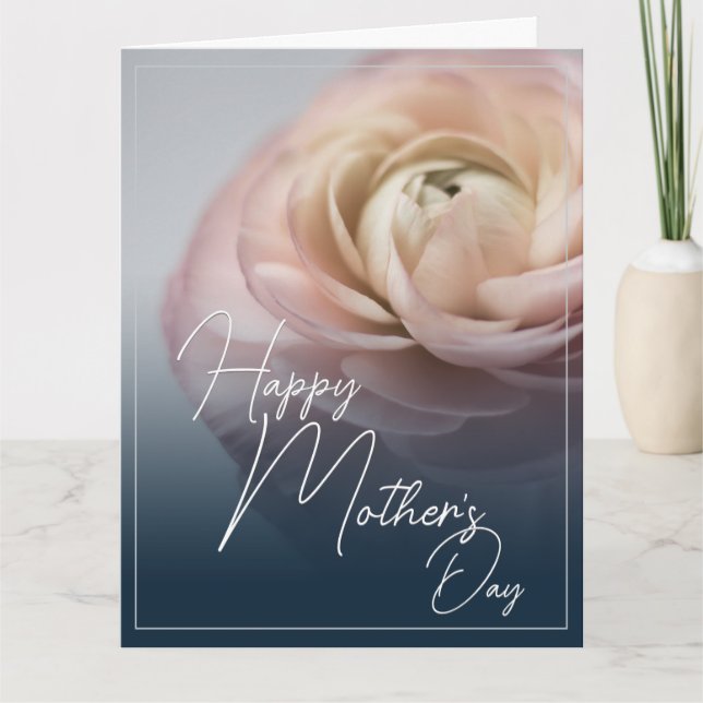 Tarjeta Feliz Día de la Madre con una rosa grande (Anverso)
