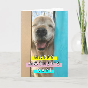 Tarjeta Feliz Día de la Madre de un Perro con un Sonriente
