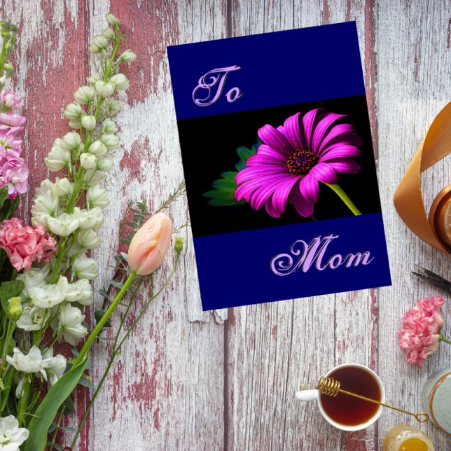 Tarjeta Feliz Día de la Madre Día Rosa Morado Daisy III (Change the font, words, image, colors and style of the card to create your own special greeting!)