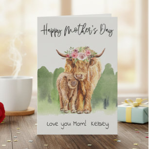 Tarjeta Feliz Día de la Madre, vaca y ternera en la Highla