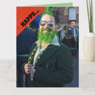TARJETA FELIZ DÍA DE SAN PATRICIOS HOMBRE DIVERTIDO CON PE