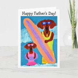 Tarjeta Feliz Día del Padre Dachshund surfista con cachorr