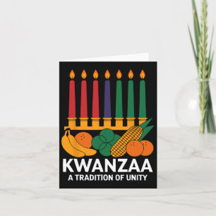Tarjeta Feliz feriado africano por las velas de Kwanzaa