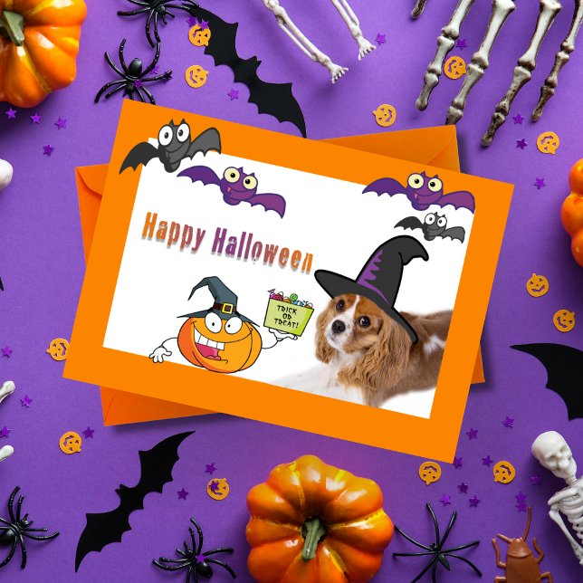 Tarjeta Feliz Halloween Cavalier King Charles Bruja Tarjet (Pawsome Halloween Wishes from our spooktacular Cavalier King Charles!)