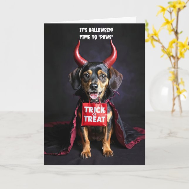 Tarjeta Feliz Halloween Cute Perro Diablo Dachshund (flor amarilla)