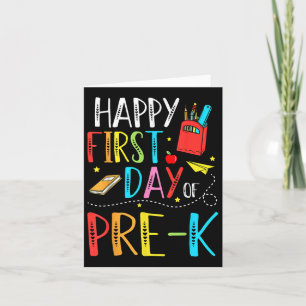 Tarjeta Feliz primer día de regreso de los niños estudiant