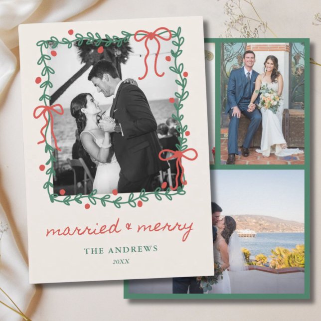 Tarjeta Festiva 1st Christmas Married 4 Photo Wedding Red Bow (1st Christmas Married 4 Photo Wedding Red Bow Holiday Card
)