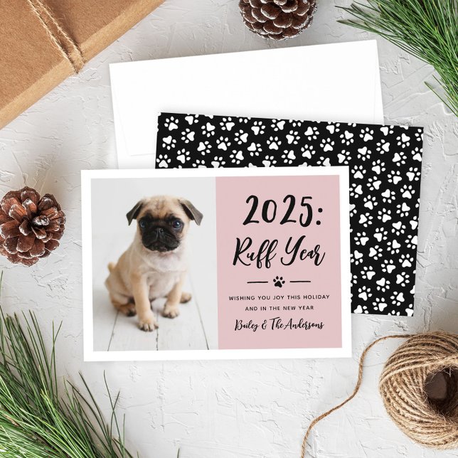 Tarjeta Festiva 2022 Ruff Year Rosy Pink Funny Dog Photo (Subido por el creador)