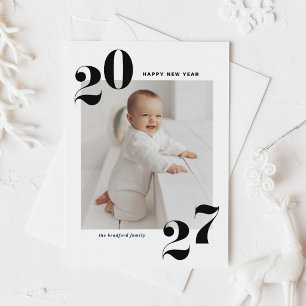 Tarjeta Festiva 2027 Tipografía Negra Retro en Negrita Foto Año Nu