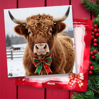 Tarjeta Festiva A Sweet Highland Cow on a Snowy Christmas Day