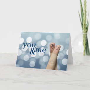 Tarjeta Festiva Abrazo del dedo con las luces azules