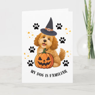 Tarjeta Festiva Adorable Poodle Bruja de Halloween con Calabaza