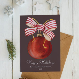 Tarjeta Festiva Adorno Navideño Bola Roja Elegante Plano