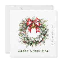 Agua festiva Holly Berry Pine Wreath