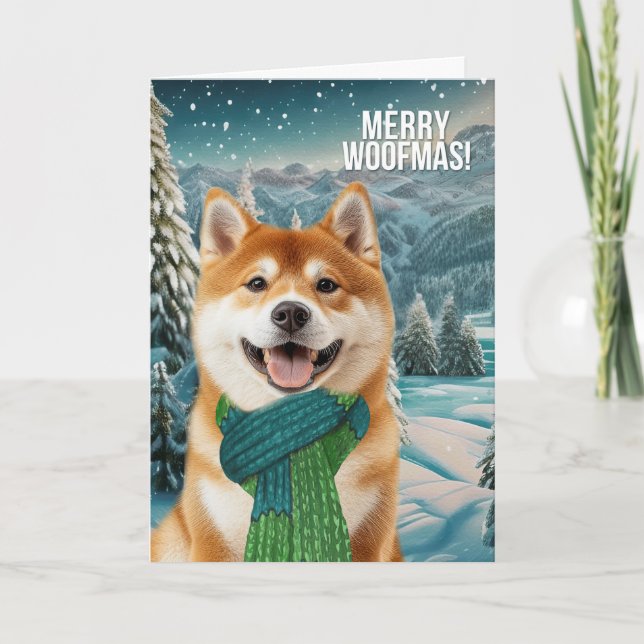 Tarjeta Festiva Akita Dog in Winter Scarf Merry Woofmas (Anverso)