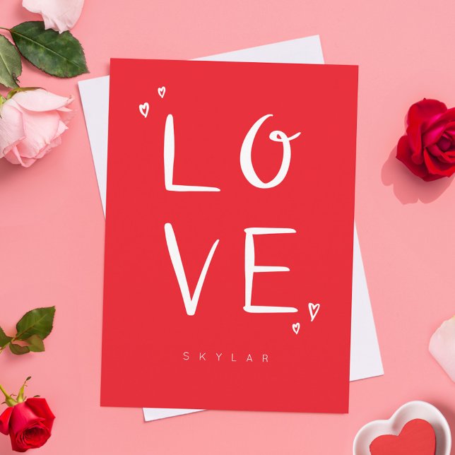 Tarjeta Festiva AMAR a la caligrafía moderna roja Valentine (LOVE Red Modern Calligraphy Valentine Holiday Card)
