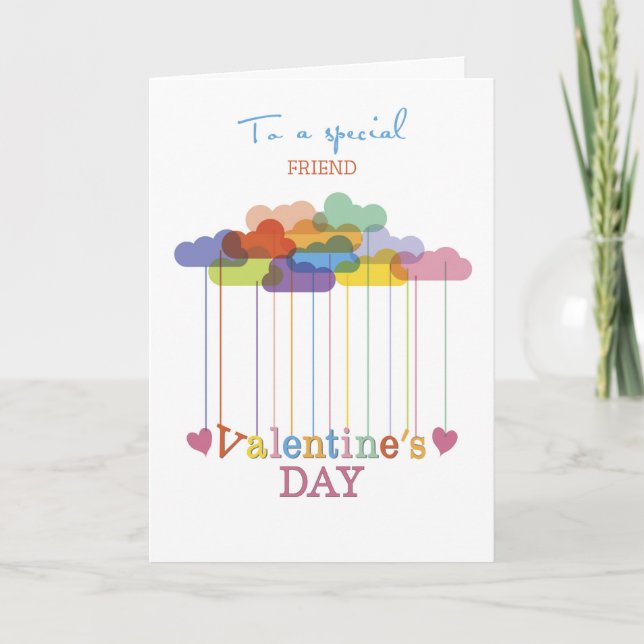 Tarjeta Festiva Amigo Valentine, nubes arcoiris y corazones (Anverso)