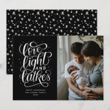 Amor, Luz y Latkes en Foto Negra de Hanukkah