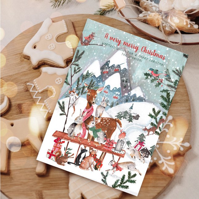 Tarjeta Festiva Animales de madera de las montañas blancas de invi (Cute white winter mountains woodland animals holiday card)